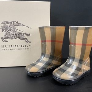 Burberry toddler rain boots